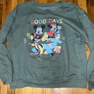 Green Disney sweatshirt - size XL
